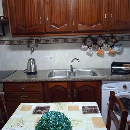 Moradia Meca - Casas Para Ferias نازاريه الغرفة الصورة