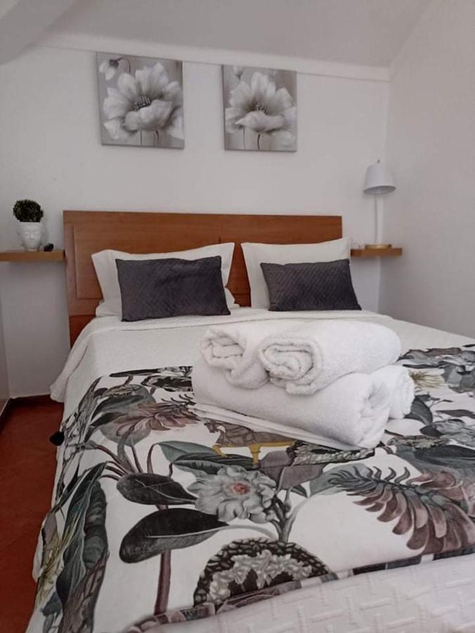 Moradia Meca - Casas Para Ferias نازاريه المظهر الخارجي الصورة